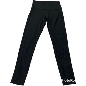 Like New! Victoria’s Secret pink ultimate leggings